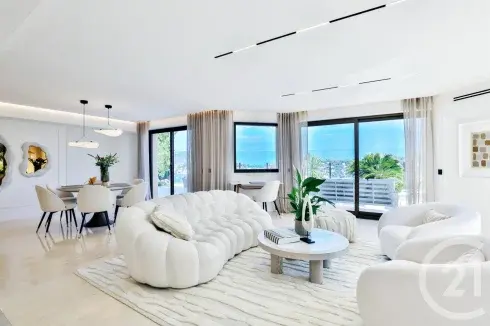 Nice Mont Boron, in one of the most beautiful residences of Cap de Nice
